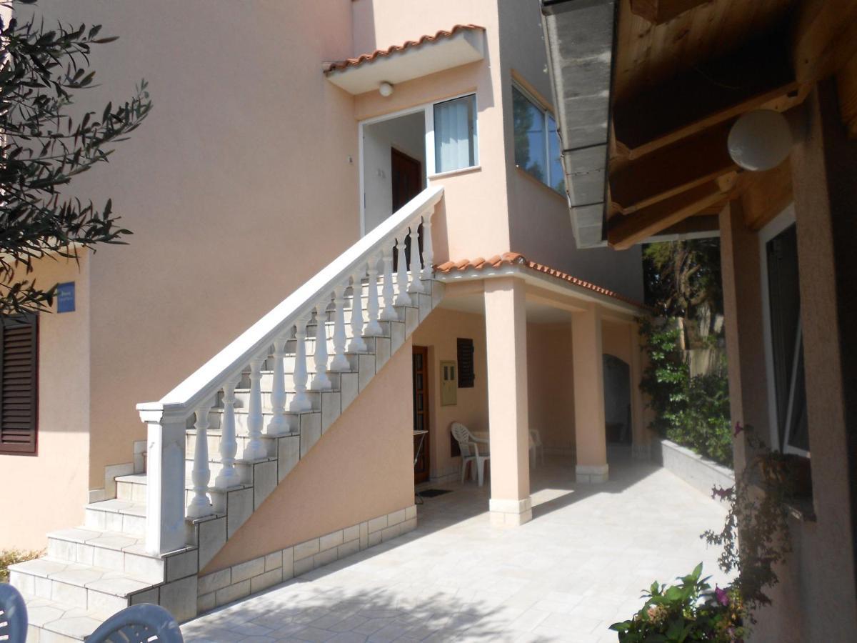 Apartments With A Parking Space Novi Vinodolski - 5587 ภายนอก รูปภาพ